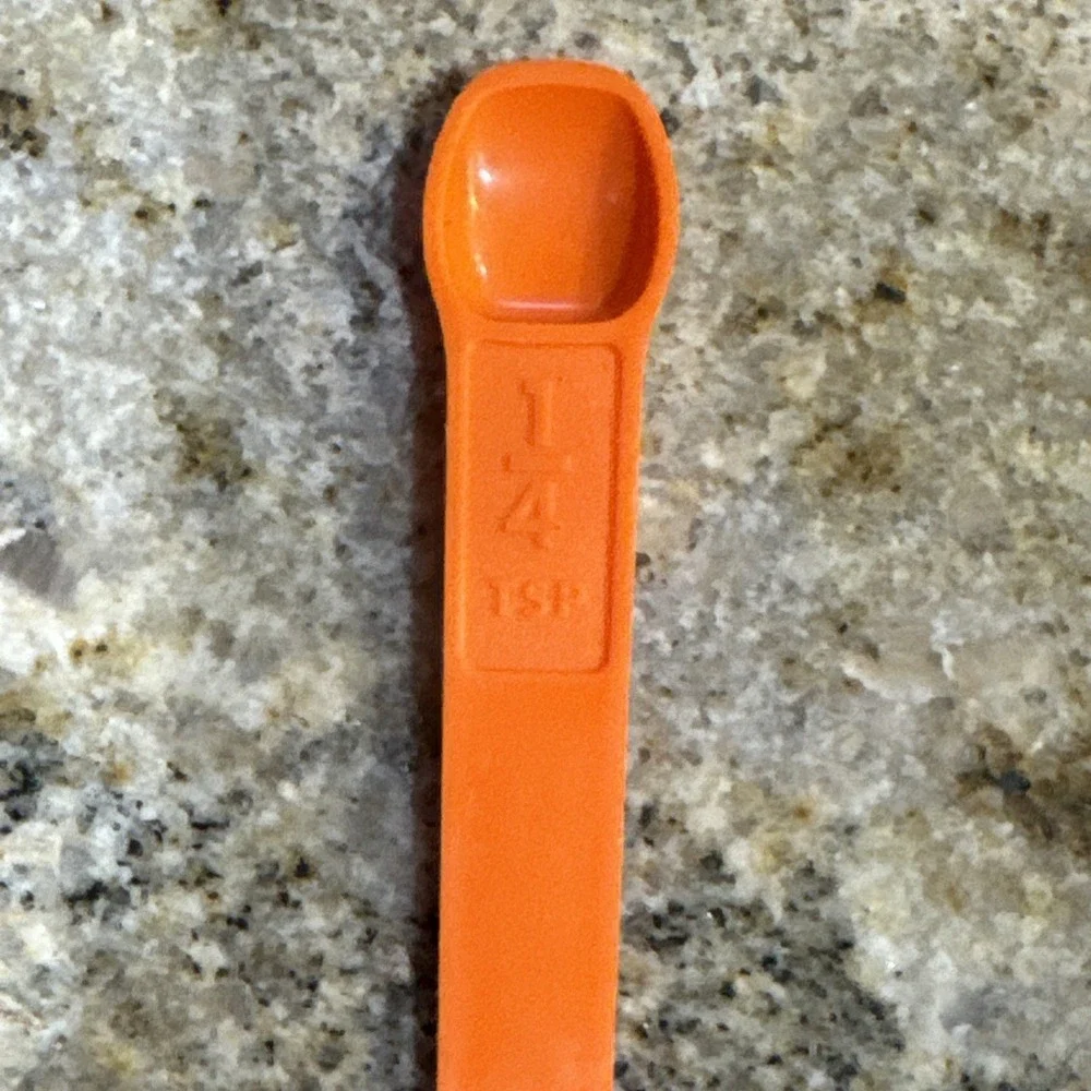 Tupperware Replacement Orange 1/4‎ Tsp Measuring Spoon #1272